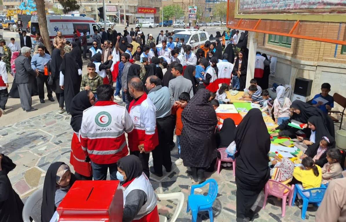 مشارکت پرسنل واعضای جمعیت هلال احمر سرخس در مراسم راهپیمایی روز جهانی قدس