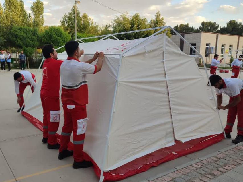 اسکان اضطراری زلزلهزدگان کاشمر به میزان ۱۸ هزار نفر شب انجام شد