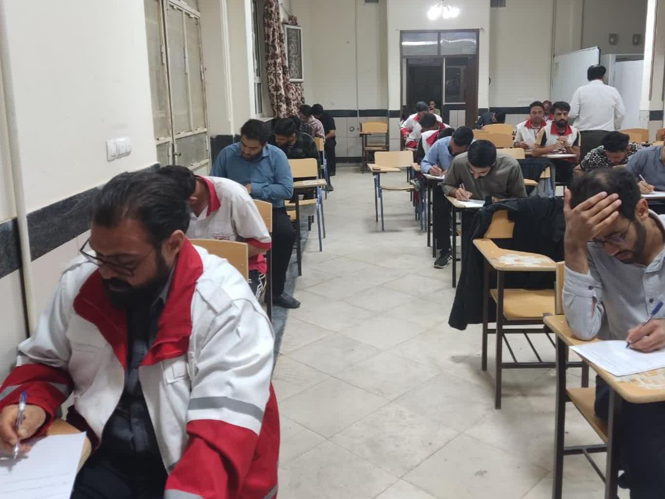 از آموزش تا آزمون امدادگران بجستان مسیرهای نجات را حرفه ای تر آموختند